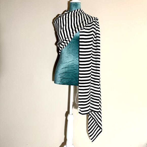 NWOT KATE SPADE NEW YORK Women's black and white striped scarf and shawl - Picture 7 of 10